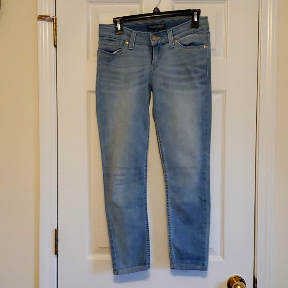 Levi jeans size 7 stone washed